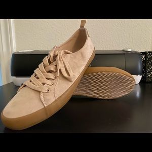 Pink Gap Suede Women Sneakers Size 8